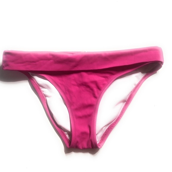 Victoria's Secret‎ Bikini Bottom - Picture 1 of 5